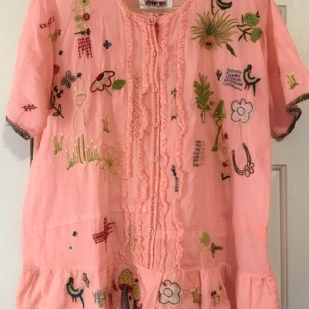 🌴Johnny Was  Coral Embroidered Blouse Sz L🌴